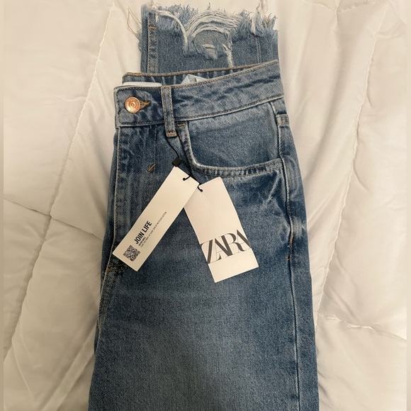 ZARA Jeans - Picture 1 of 8